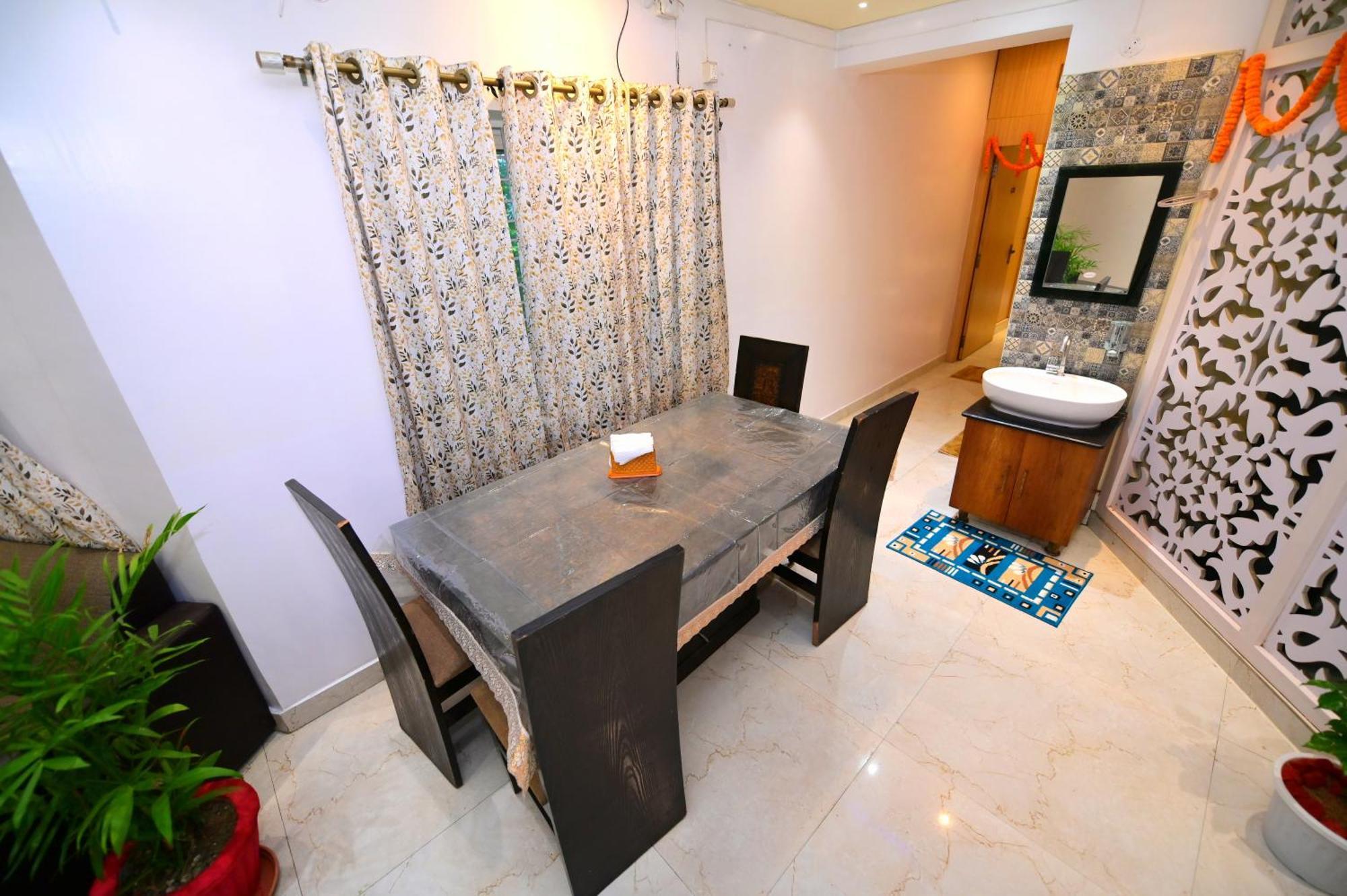 Airport Residency Hotel Ранчи Экстерьер фото